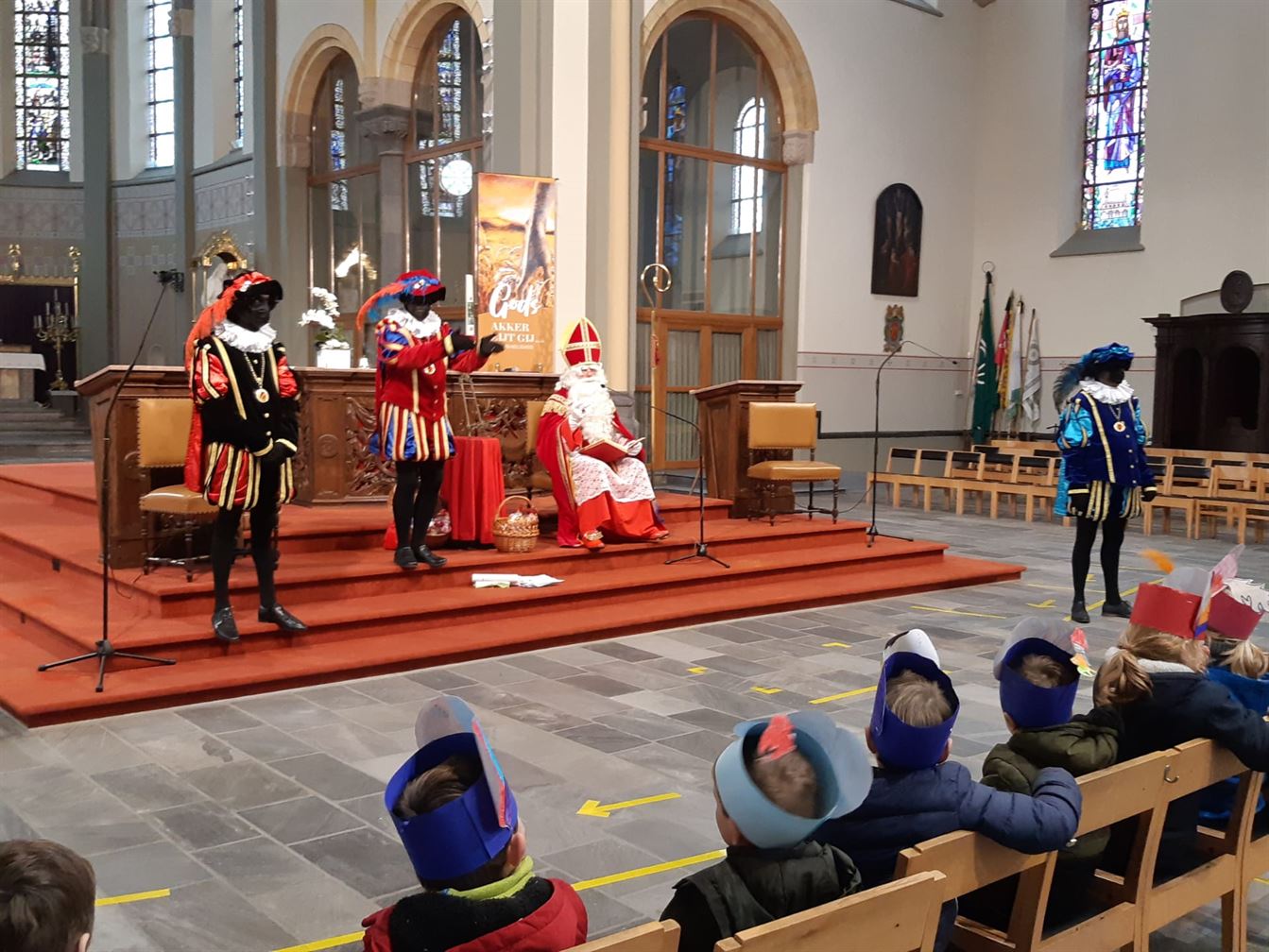 1ste leerjaar bij Sinterklaas