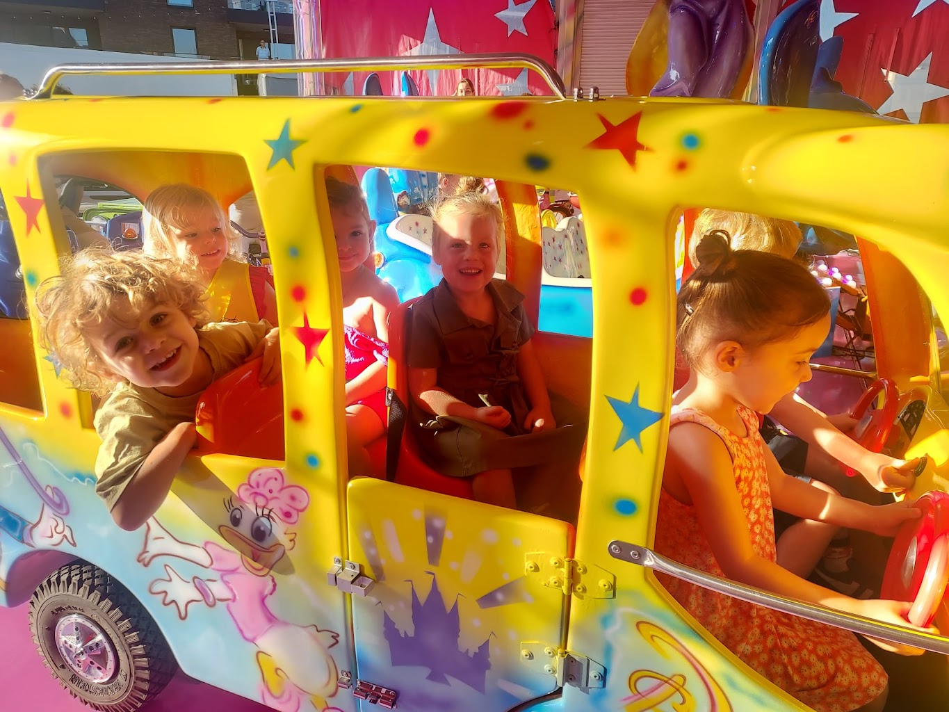 Kleuters naar de kermis