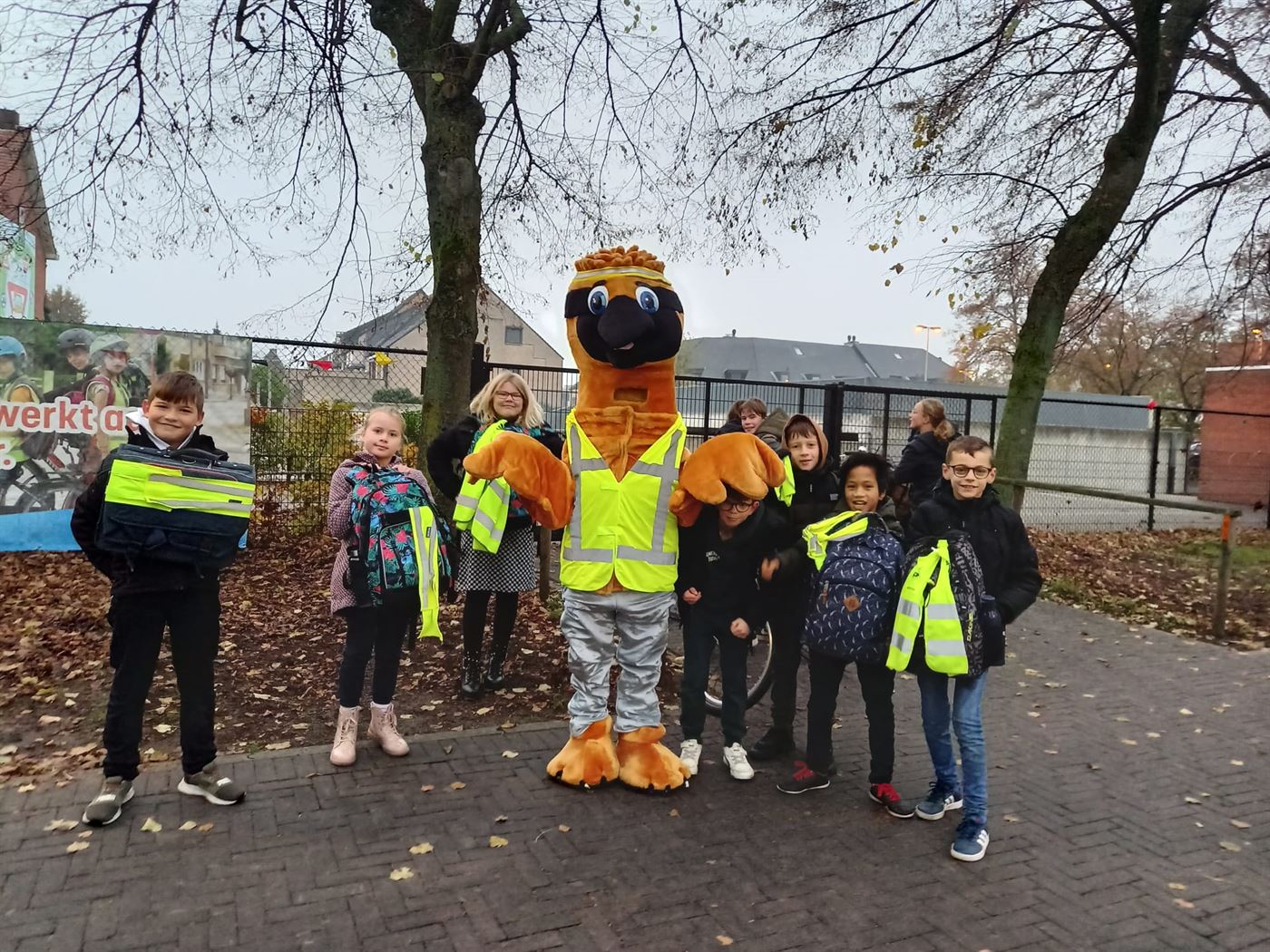 Pico op bezoek: Helm op fluo top